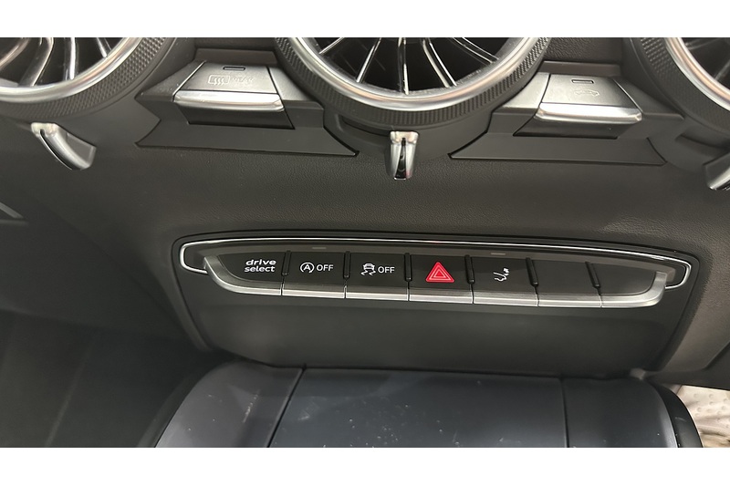 Audi TT TFSI S line - U2942