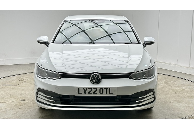Volkswagen Golf TSI Life - U2955
