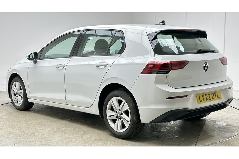 Volkswagen Golf TSI Life - U2955