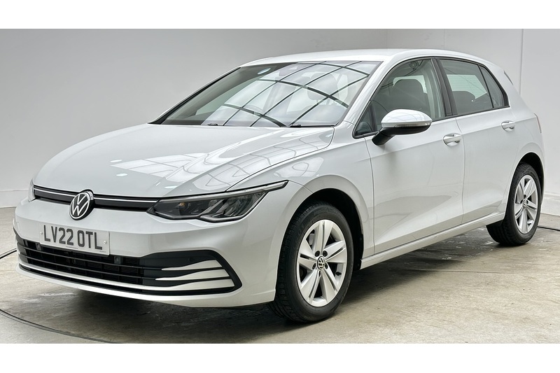 Volkswagen Golf TSI Life - U2955