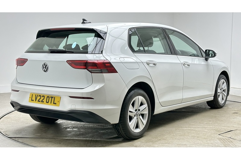 Volkswagen Golf TSI Life - U2955