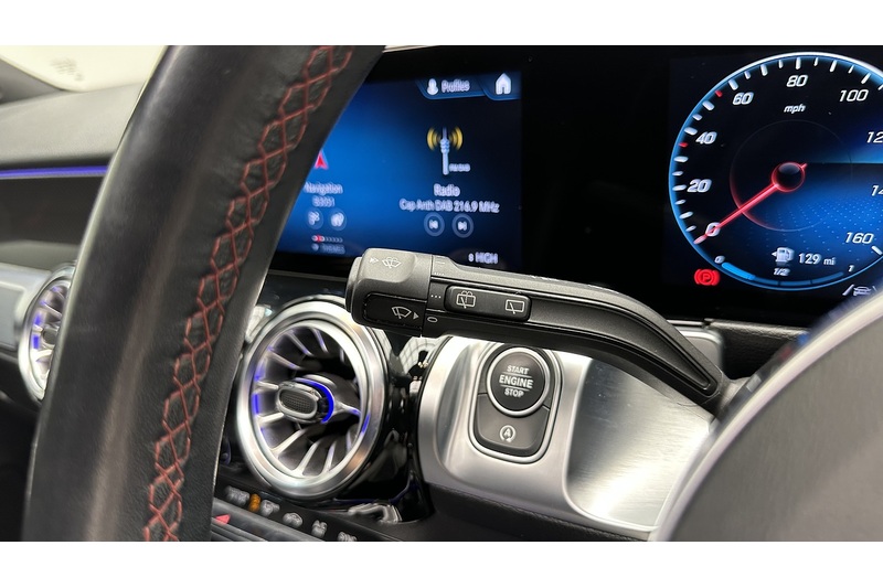 Mercedes-Benz GLB GLB220d AMG Line - U2957