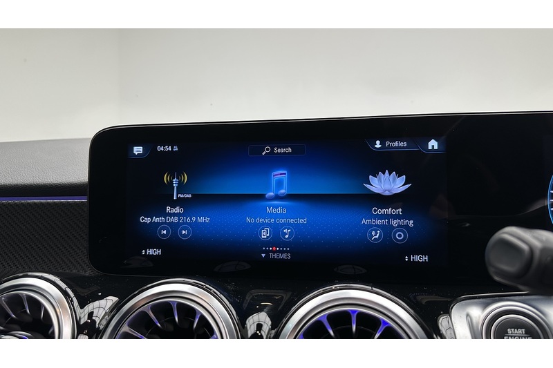 Mercedes-Benz GLB GLB220d AMG Line - U2957