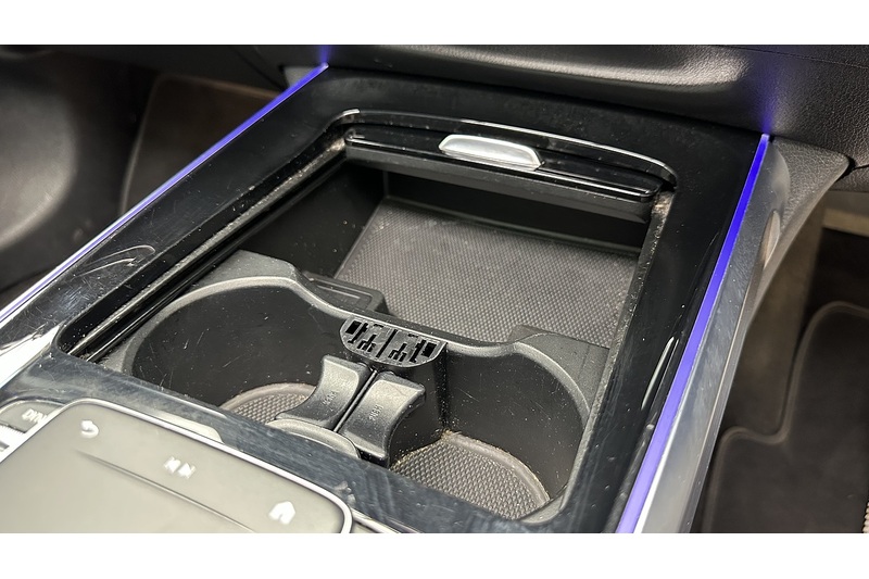 Mercedes-Benz GLB GLB220d AMG Line - U2957