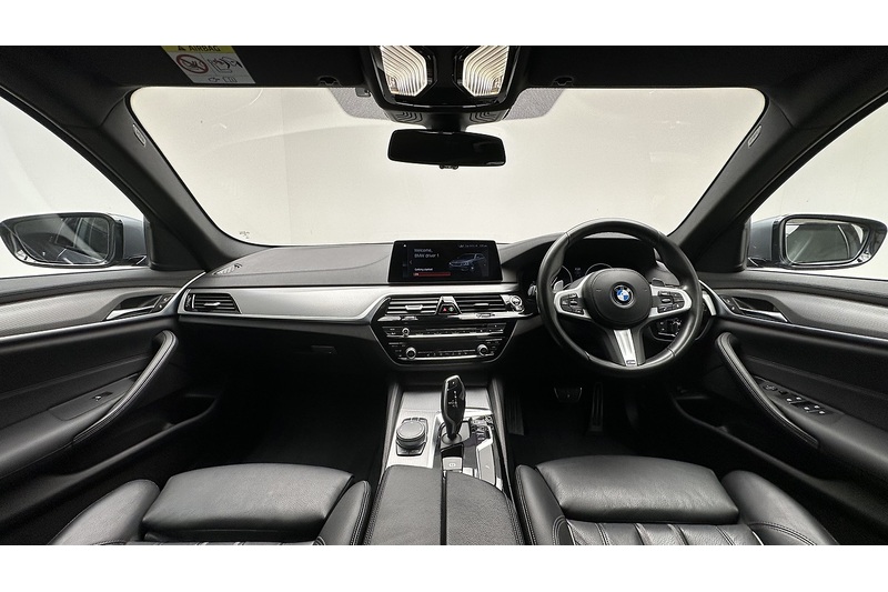 BMW 5 Series 520d M Sport - U2958