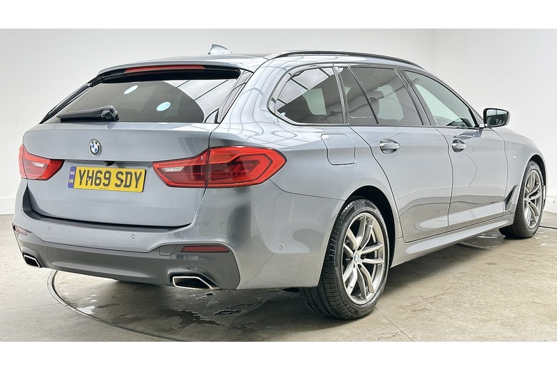 BMW 5 Series 520d M Sport - U2958