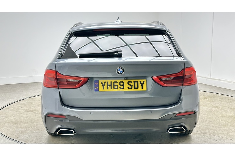 BMW 5 Series 520d M Sport - U2958