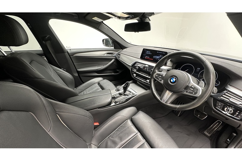 BMW 5 Series 520d M Sport - U2958