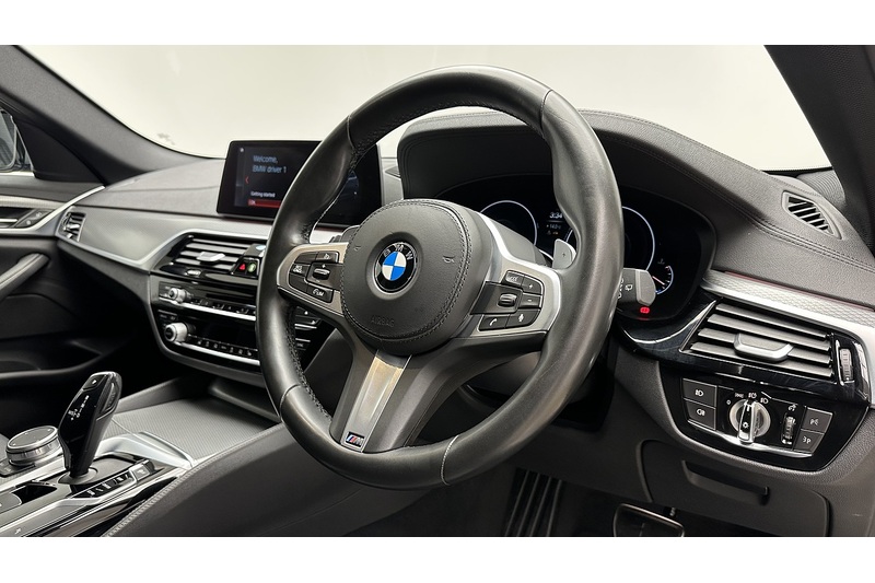 BMW 5 Series 520d M Sport - U2958