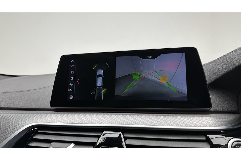 BMW 5 Series 520d M Sport - U2958