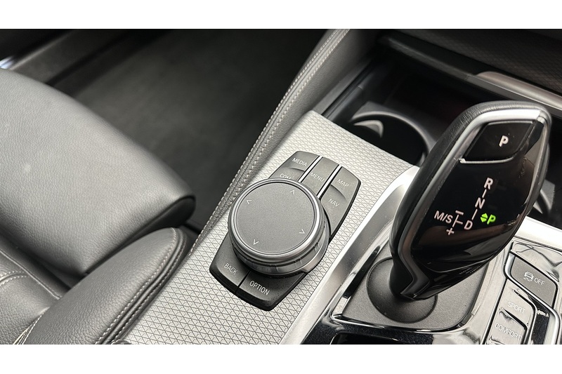 BMW 5 Series 520d M Sport - U2958