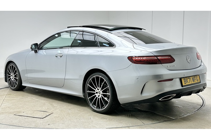 Mercedes-Benz E Class E300h MHEV AMG Line Night Edition - U2960