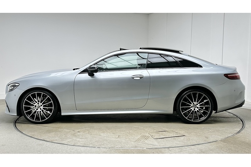 Mercedes-Benz E Class E300h MHEV AMG Line Night Edition - U2960