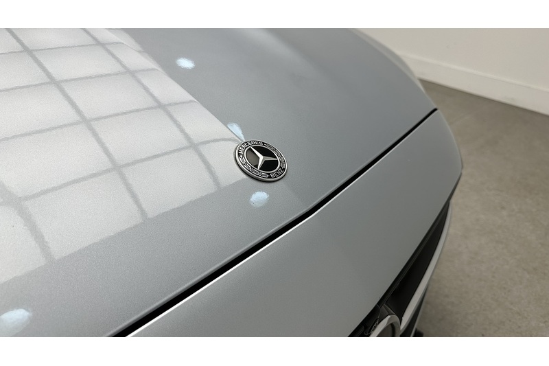 Mercedes-Benz E Class E300h MHEV AMG Line Night Edition - U2960