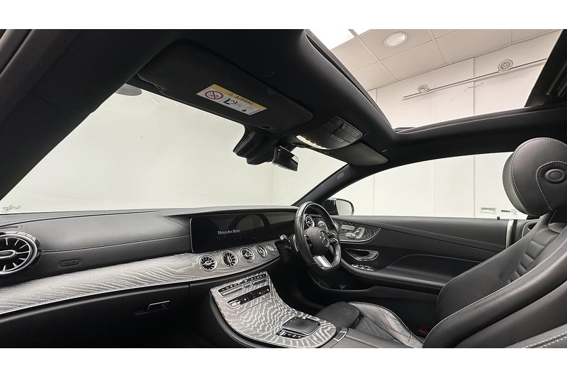 Mercedes-Benz E Class E300h MHEV AMG Line Night Edition - U2960