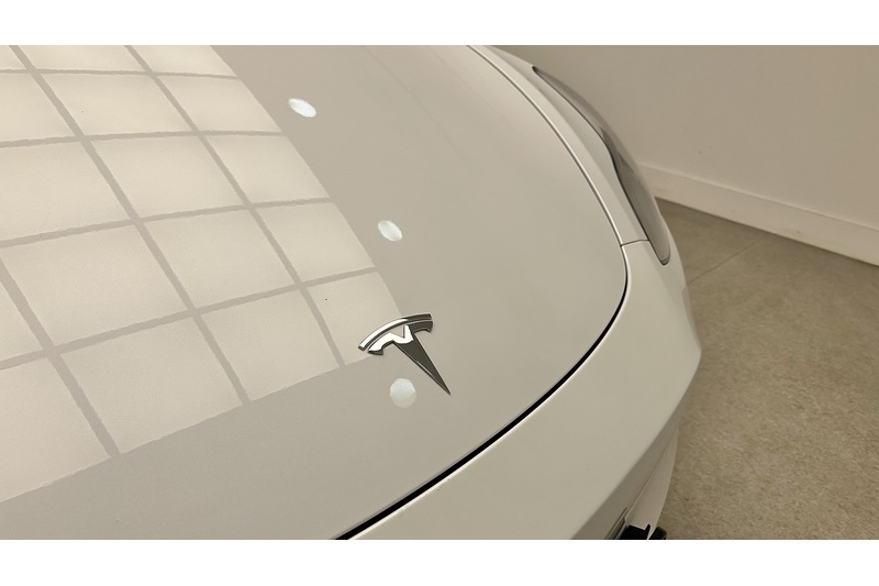 Tesla Model Y  - U2968