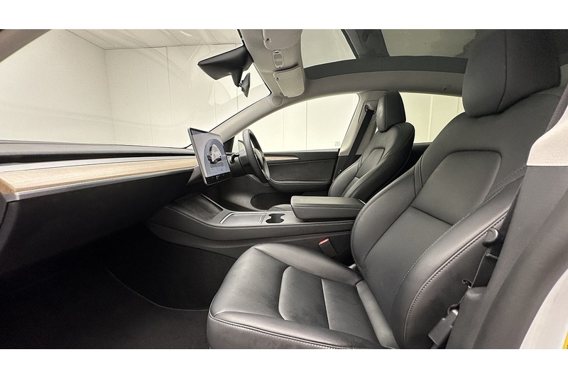 Tesla Model Y  - U2968