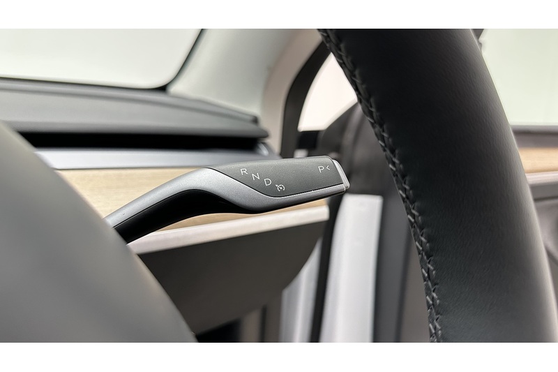 Tesla Model Y  - U2968