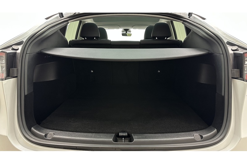 Tesla Model Y  - U2968