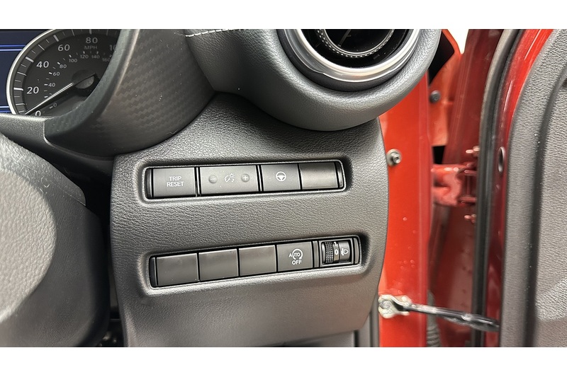 Nissan Juke DIG-T Tekna - U2975