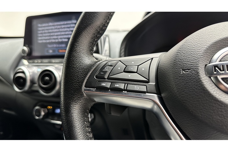 Nissan Juke DIG-T Tekna - U2975