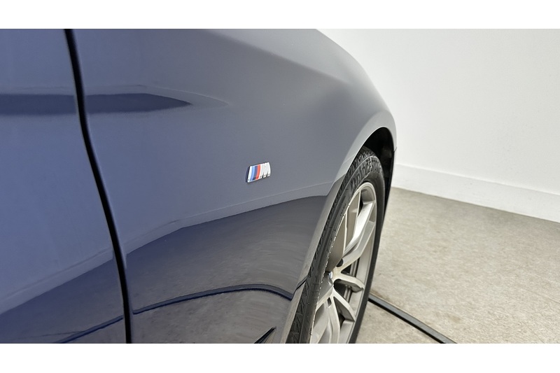 BMW 5 Series 520d M Sport - U2976