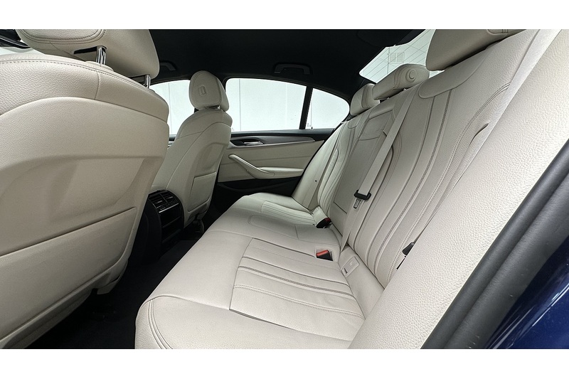 BMW 5 Series 520d M Sport - U2976