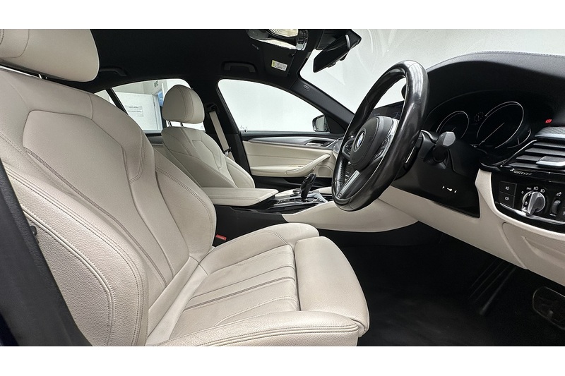 BMW 5 Series 520d M Sport - U2976