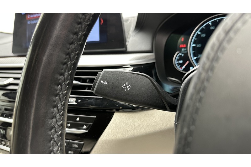 BMW 5 Series 520d M Sport - U2976