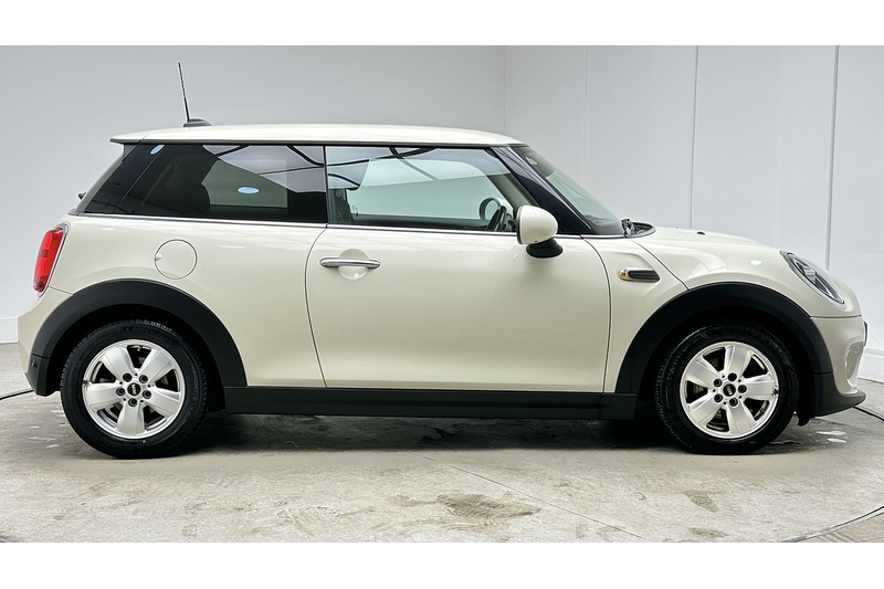 MINI Hatch One - U2978