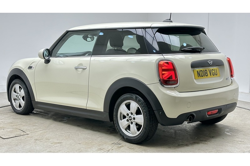 MINI Hatch One - U2978