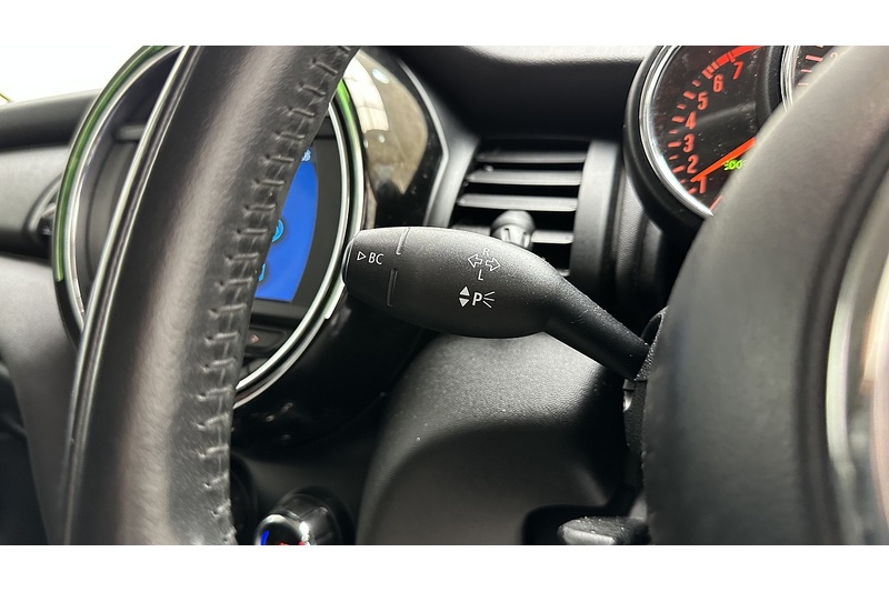 MINI Hatch One - U2978