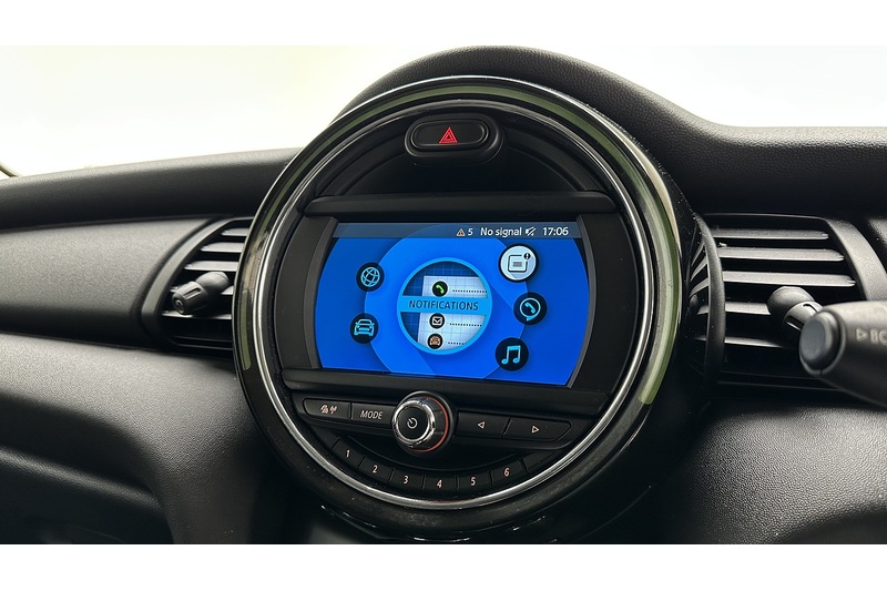 MINI Hatch One - U2978