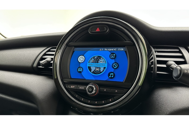 MINI Hatch One - U2978