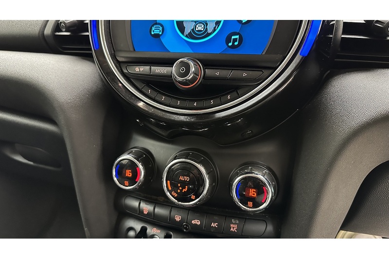 MINI Hatch One - U2978