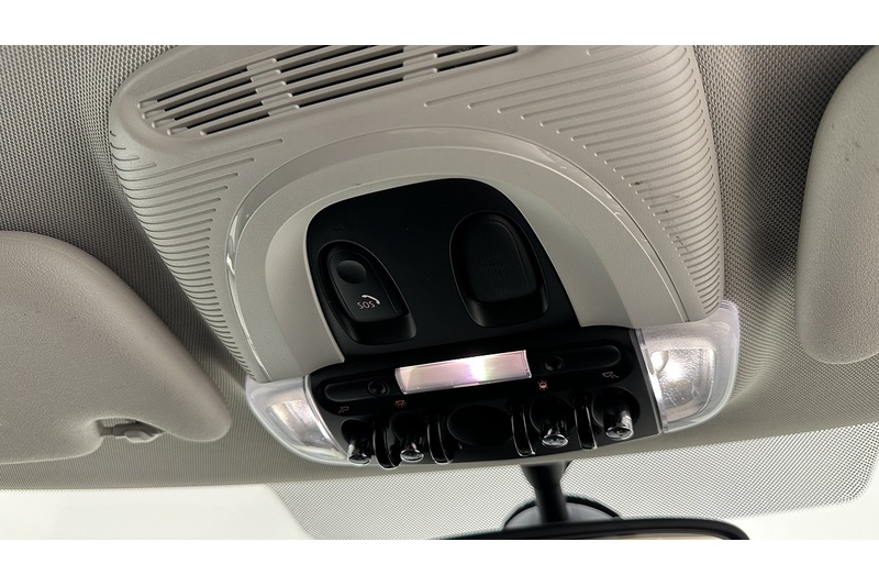MINI Hatch One - U2978