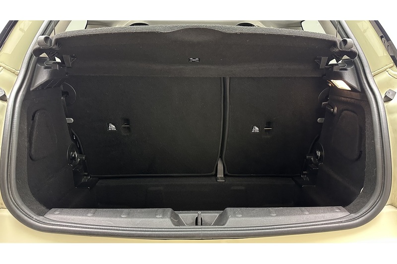 MINI Hatch One - U2978