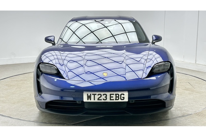 Porsche Taycan Performance Plus - U2980