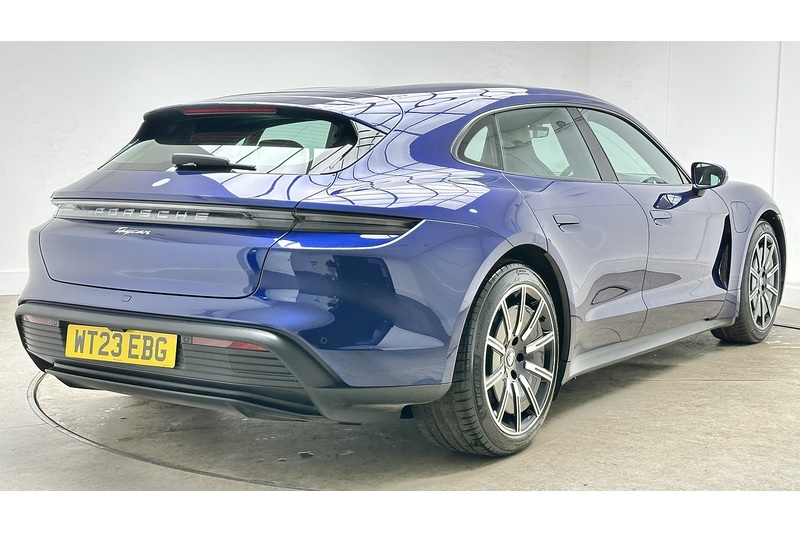 Porsche Taycan Performance Plus - U2980