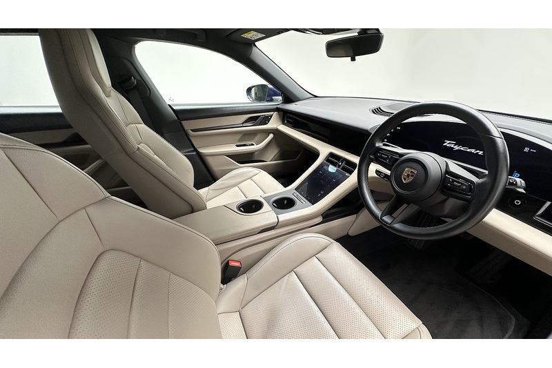 Porsche Taycan Performance Plus - U2980