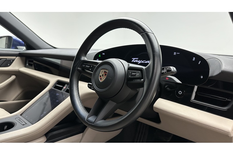 Porsche Taycan Performance Plus - U2980