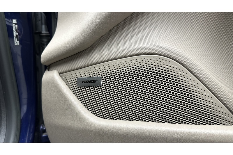Porsche Taycan Performance Plus - U2980