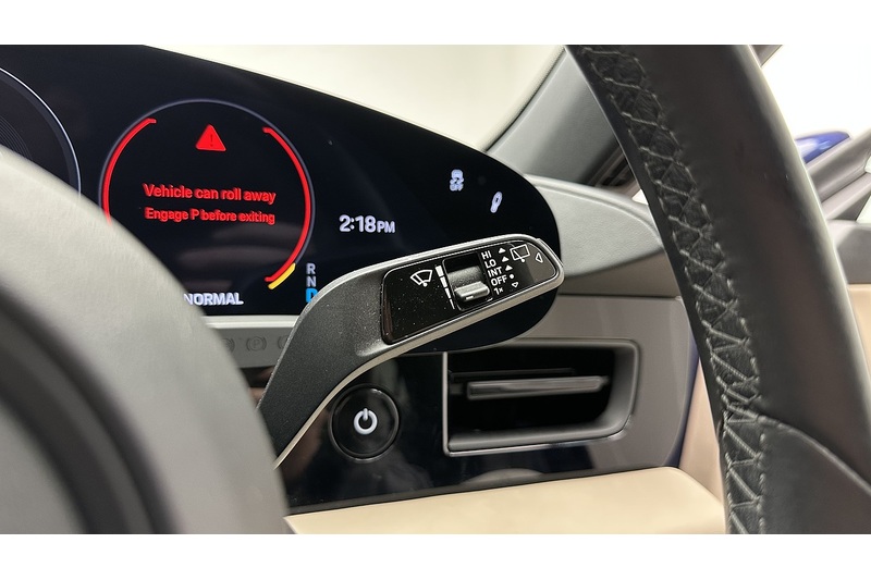 Porsche Taycan Performance Plus - U2980
