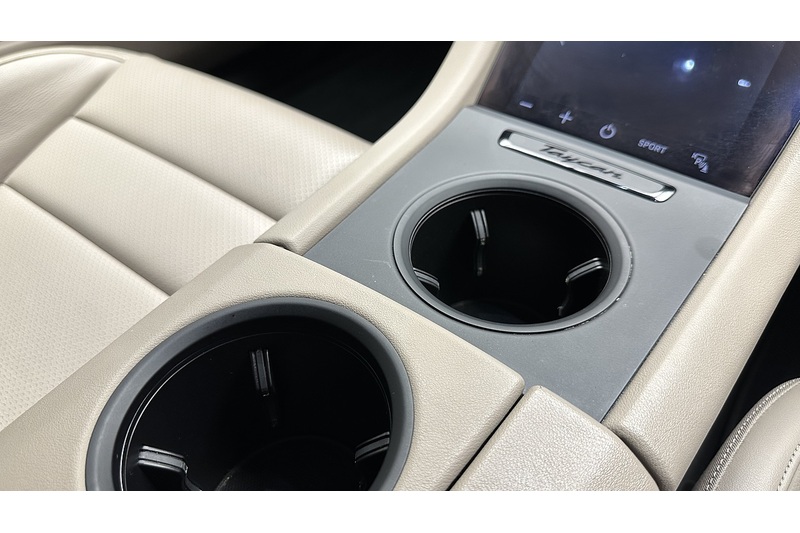 Porsche Taycan Performance Plus - U2980