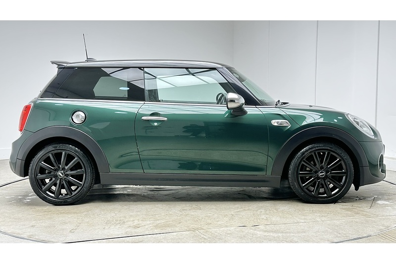 MINI Hatch Cooper S - U2988