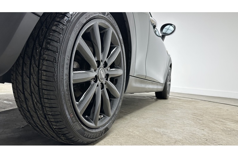 MINI Hatch Cooper S - U2988