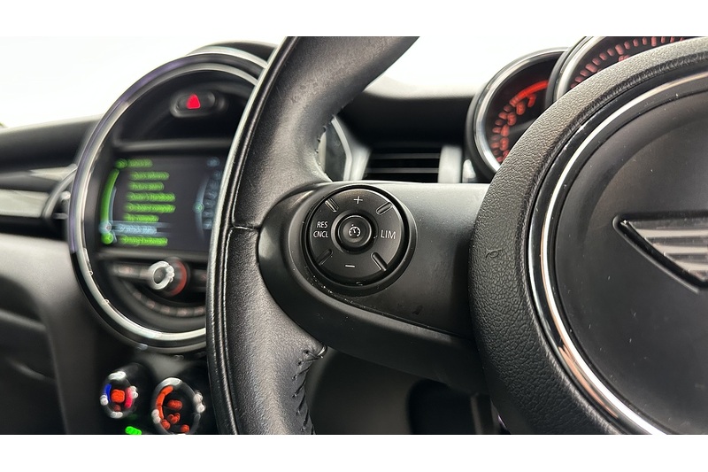 MINI Hatch Cooper S - U2988