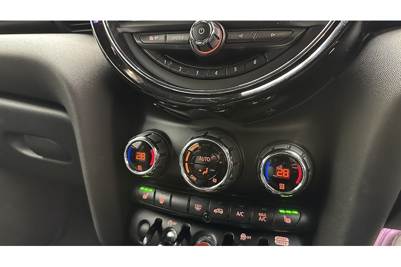 MINI Hatch Cooper S - U2988