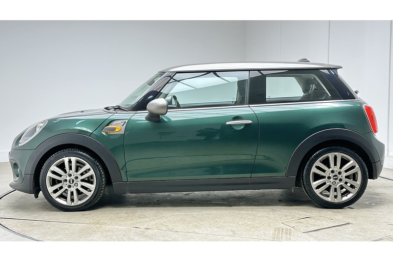 MINI Hatch Cooper Seven - U2990