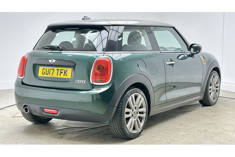 MINI Hatch Cooper Seven - U2990